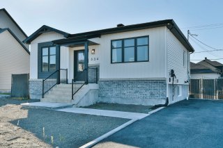 534 Av. Villeneuve