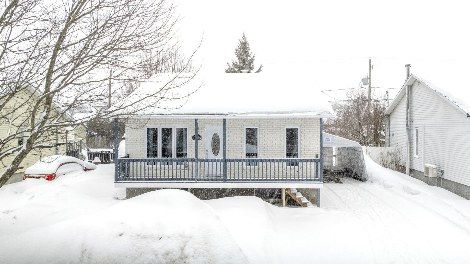 1260 Av. des Capucines