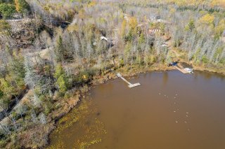 Accès au plan d'eau