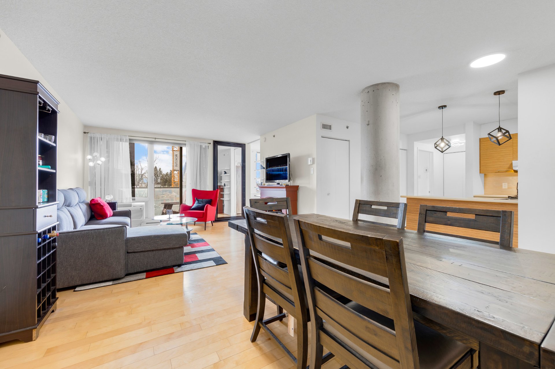 #209 - 4885 Boul. Henri-Bourassa O.