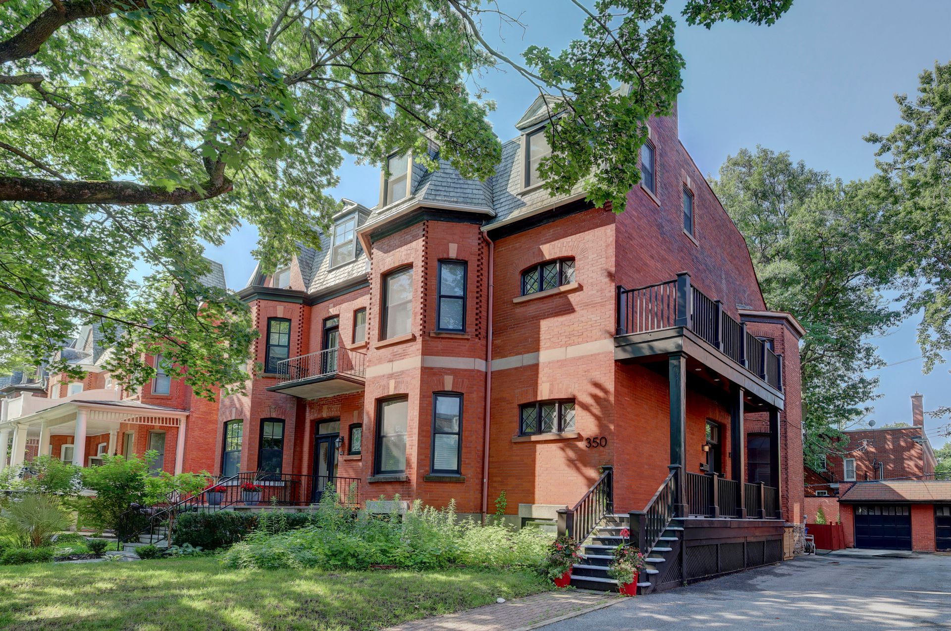 350 Av. Kensington