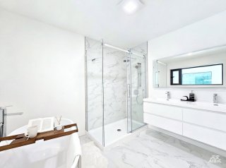 Ensuite bathroom