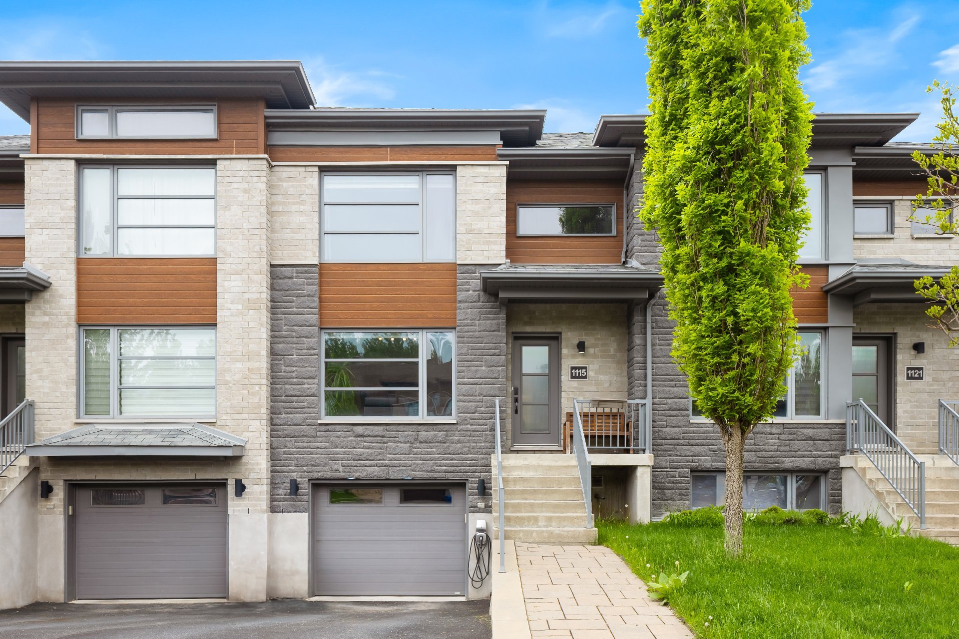 1115 Rue des Samares