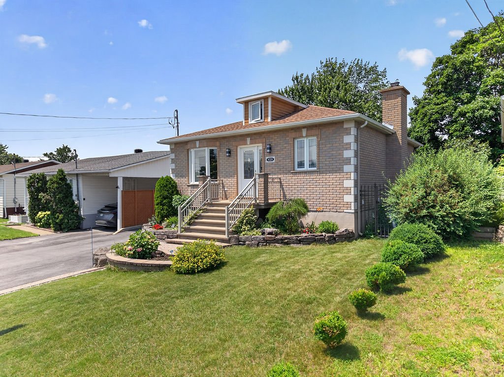 938 Rue Pierre-Paul