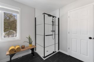 Salle de bains attenante à la CCP