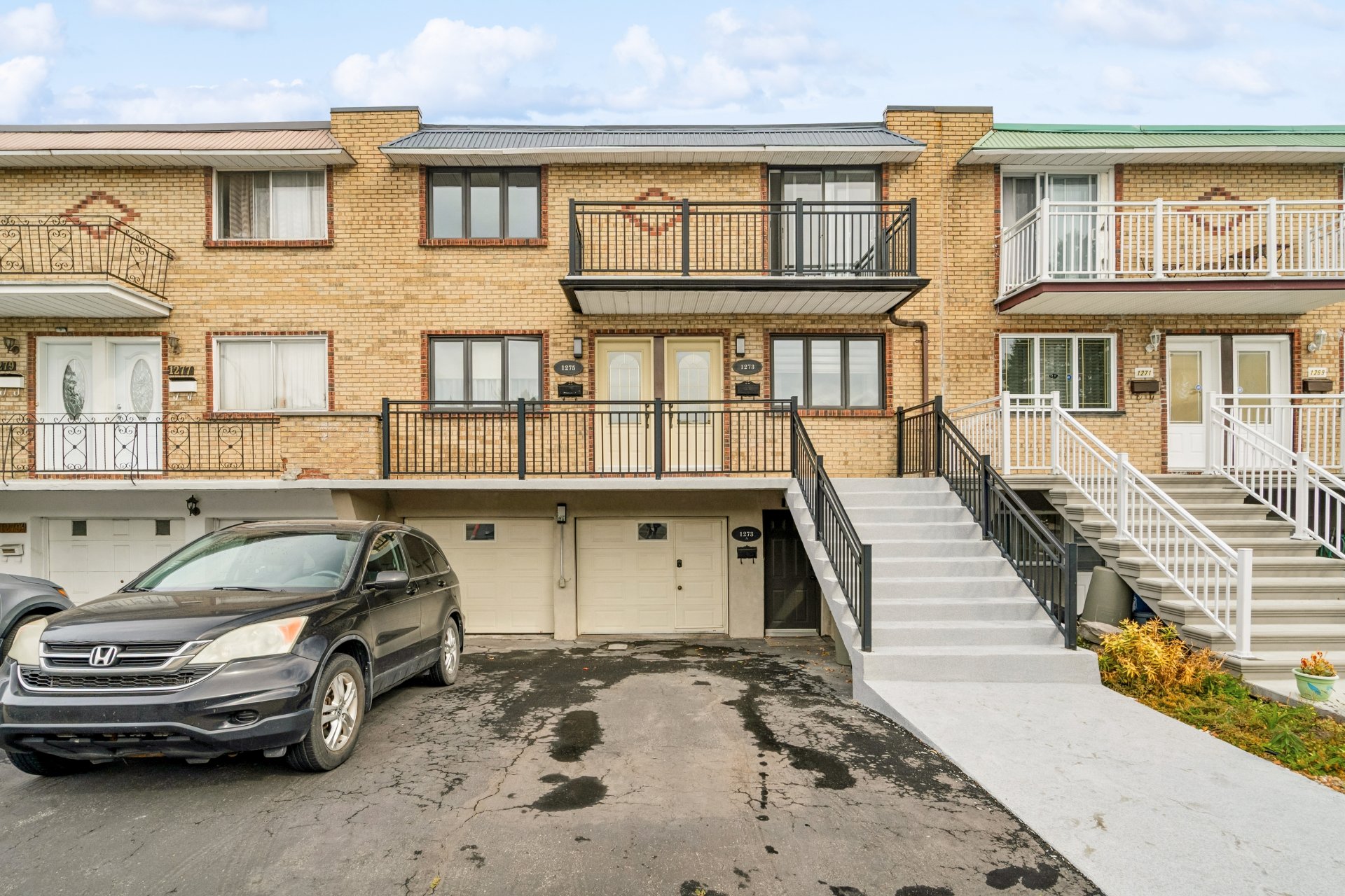 1275 Rue Perras
