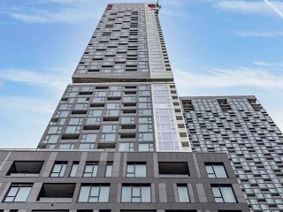 #5206 - 1210 Rue Jeanne-Mance
