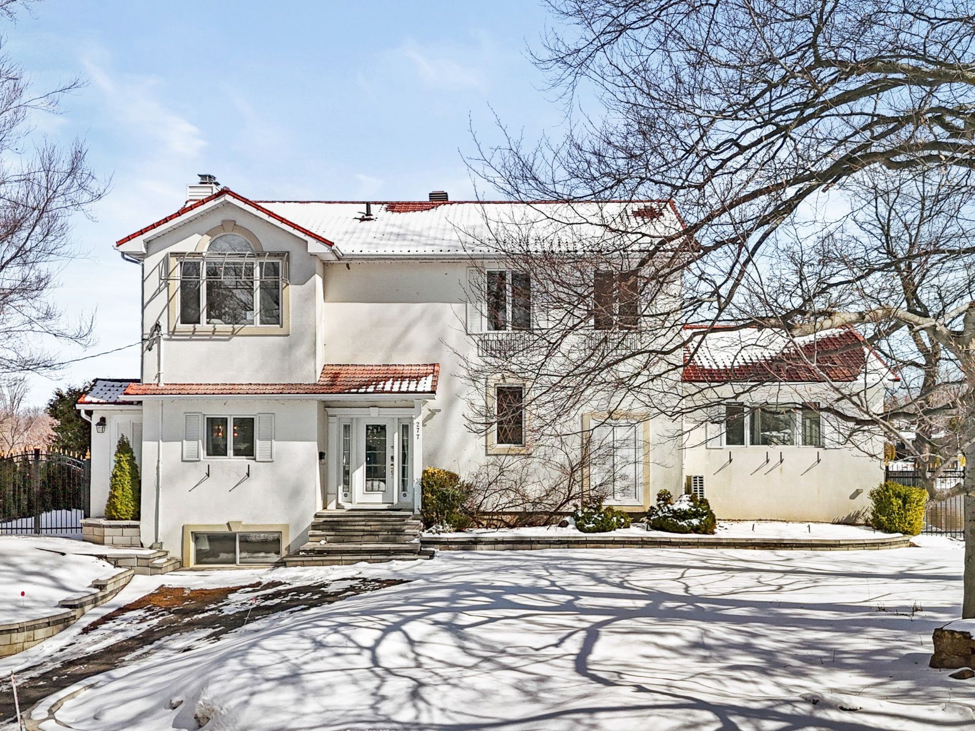 277 Av. des Érables