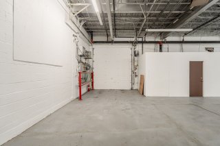 Shipping (door/dock)