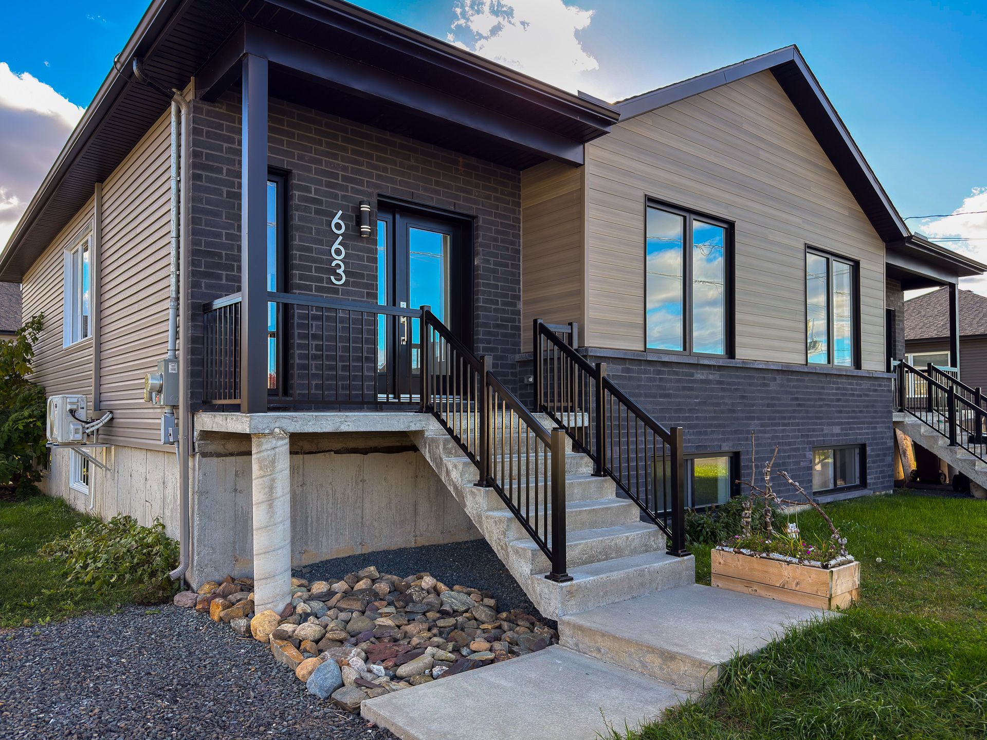 663 Rue Jacob-Nicol