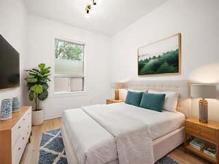 6256 Rue Cartier