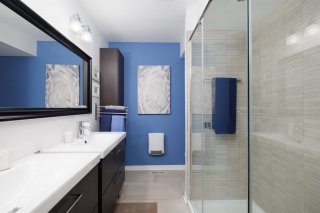 Ensuite bathroom
