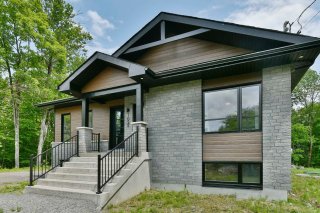 1025 Place des Faisans