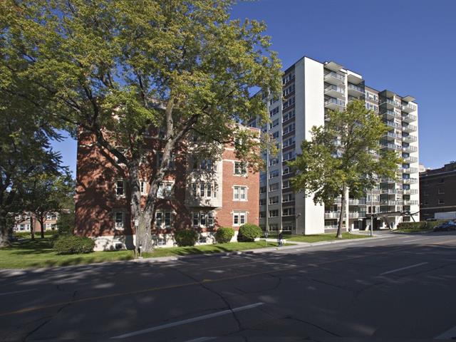 #25 - 3055 Rue Sherbrooke O.