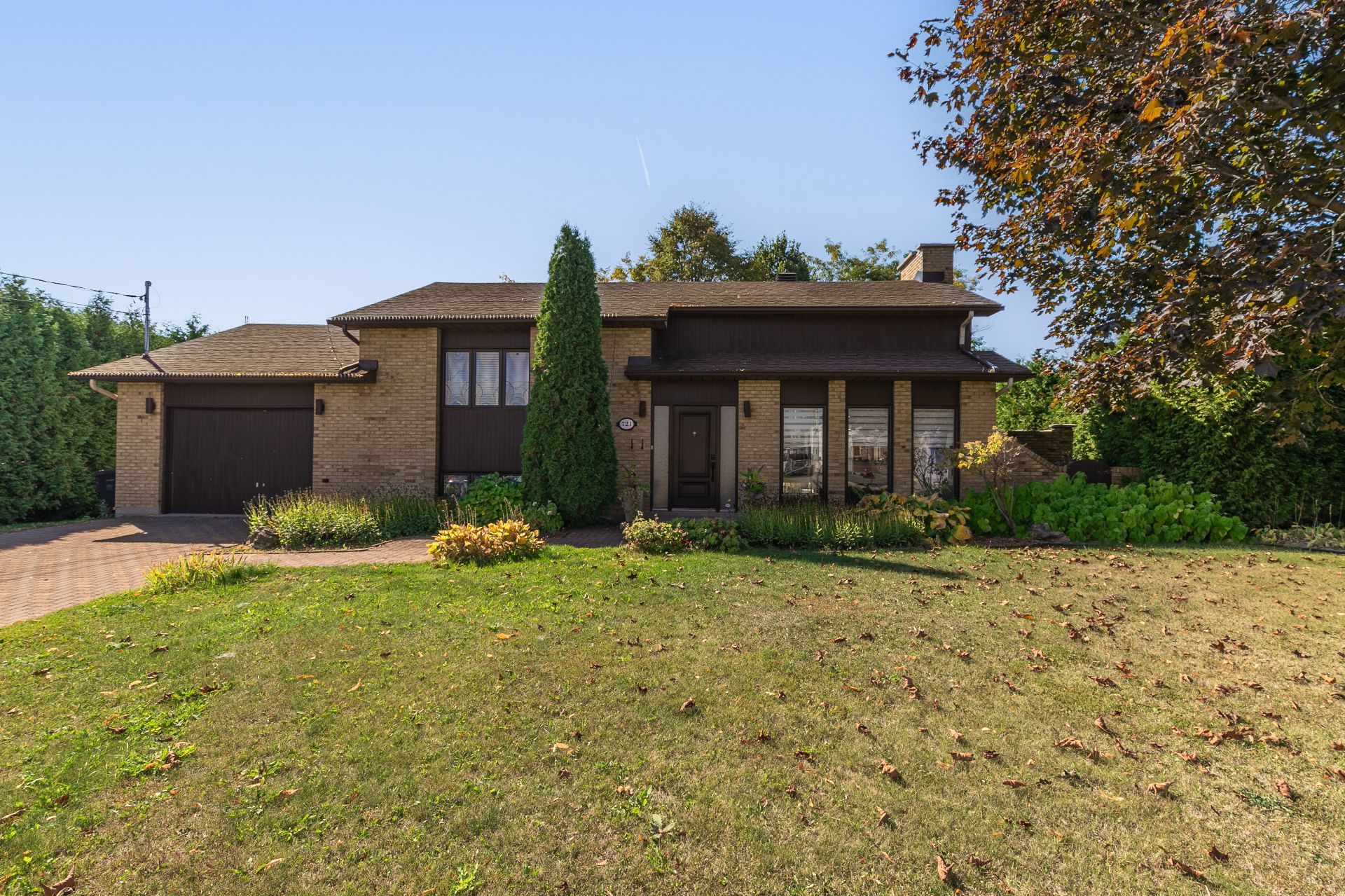 721 Boul. de L'Industrie