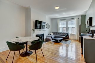 #6-2075 Av. Lincoln Montréal (Ville-Marie)