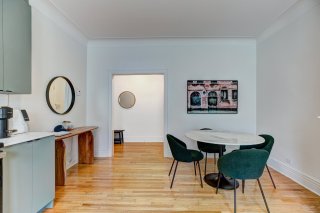 #6-2075 Av. Lincoln Montréal (Ville-Marie)