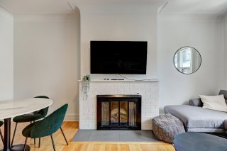 #6-2075 Av. Lincoln Montréal (Ville-Marie)