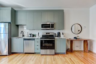 #6-2075 Av. Lincoln Montréal (Ville-Marie)