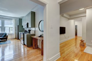 #6-2075 Av. Lincoln Montréal (Ville-Marie)