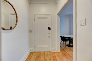 #6-2075 Av. Lincoln Montréal (Ville-Marie)