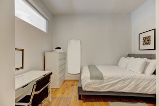 #6-2075 Av. Lincoln Montréal (Ville-Marie)