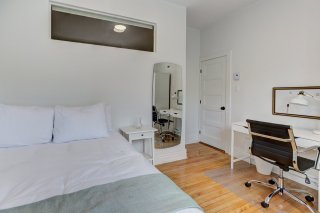 #6-2075 Av. Lincoln Montréal (Ville-Marie)