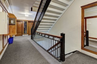 #6-2075 Av. Lincoln Montréal (Ville-Marie)