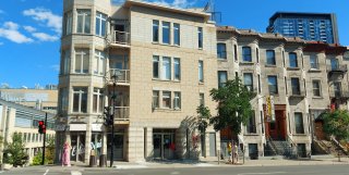 #2 - 256 Rue Sherbrooke O.