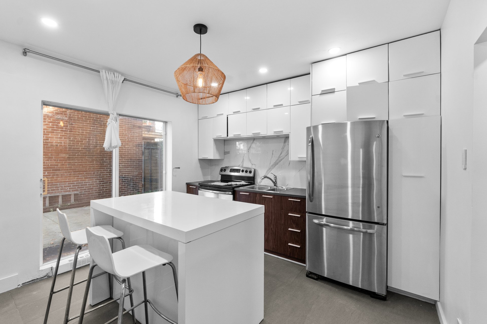 4679 Av. Coloniale