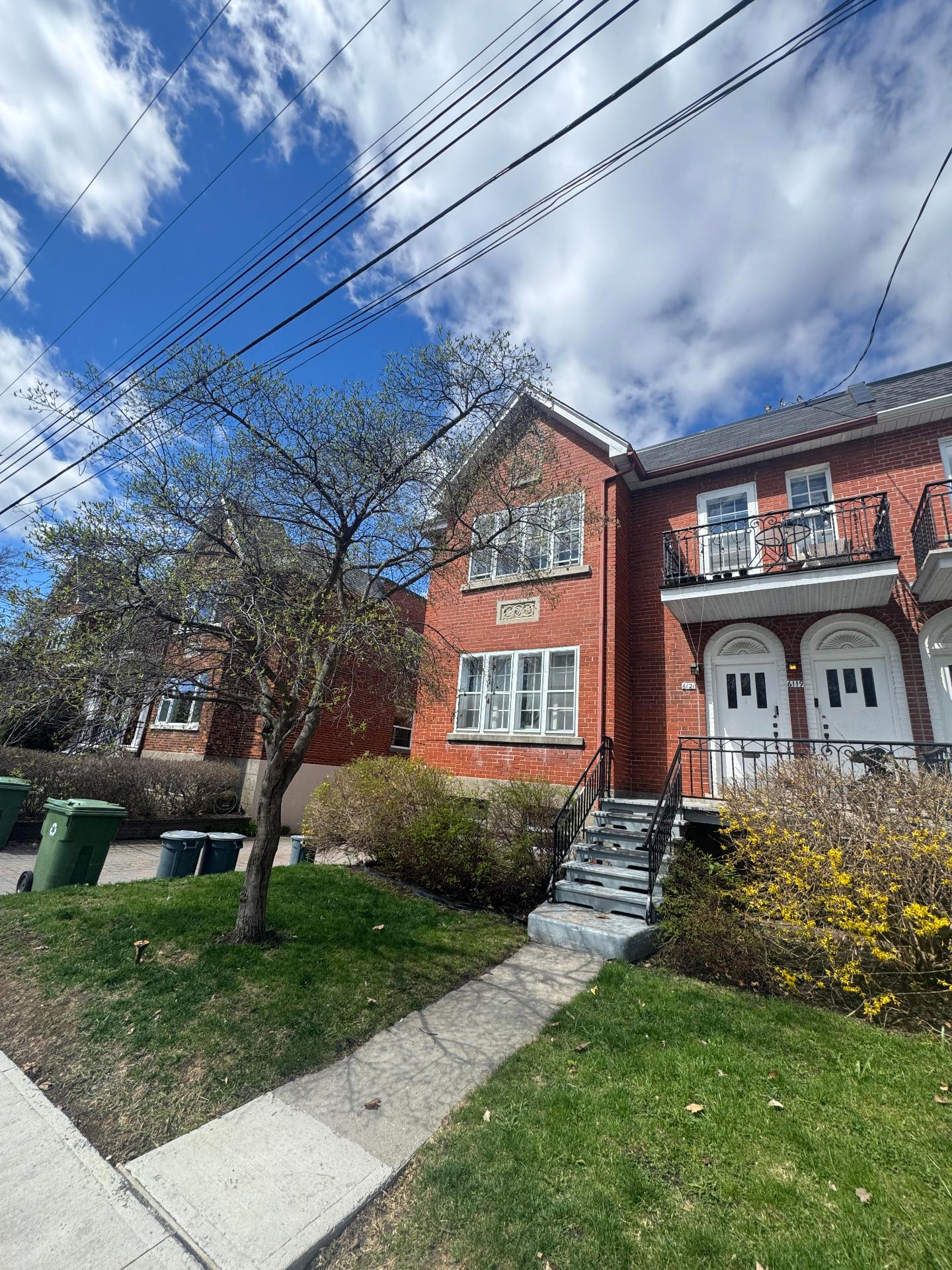 6119 - 6121 Av. Somerled