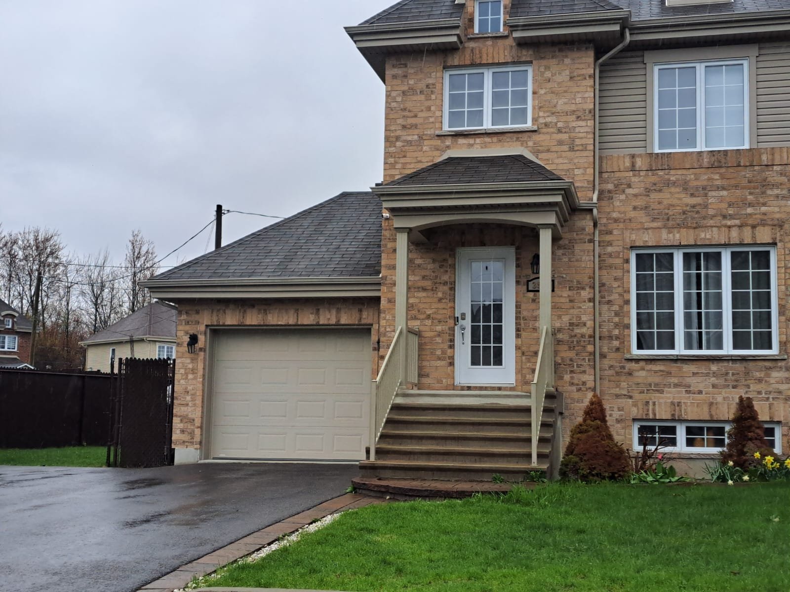 352 Rue du Grillon