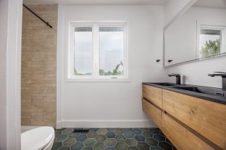 Salle de bains attenante à la CCP