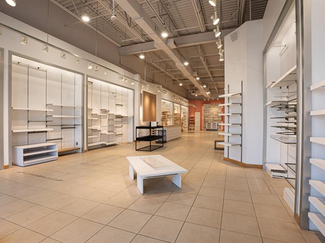 #300C - 200 Rue Bouvier