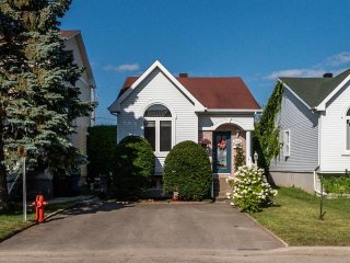 968 Rue Paul-Émile-Barbe