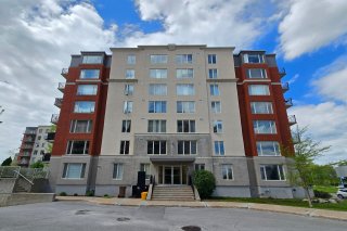 #404 - 2200 Av. Terry-Fox