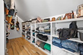 Walk-in closet