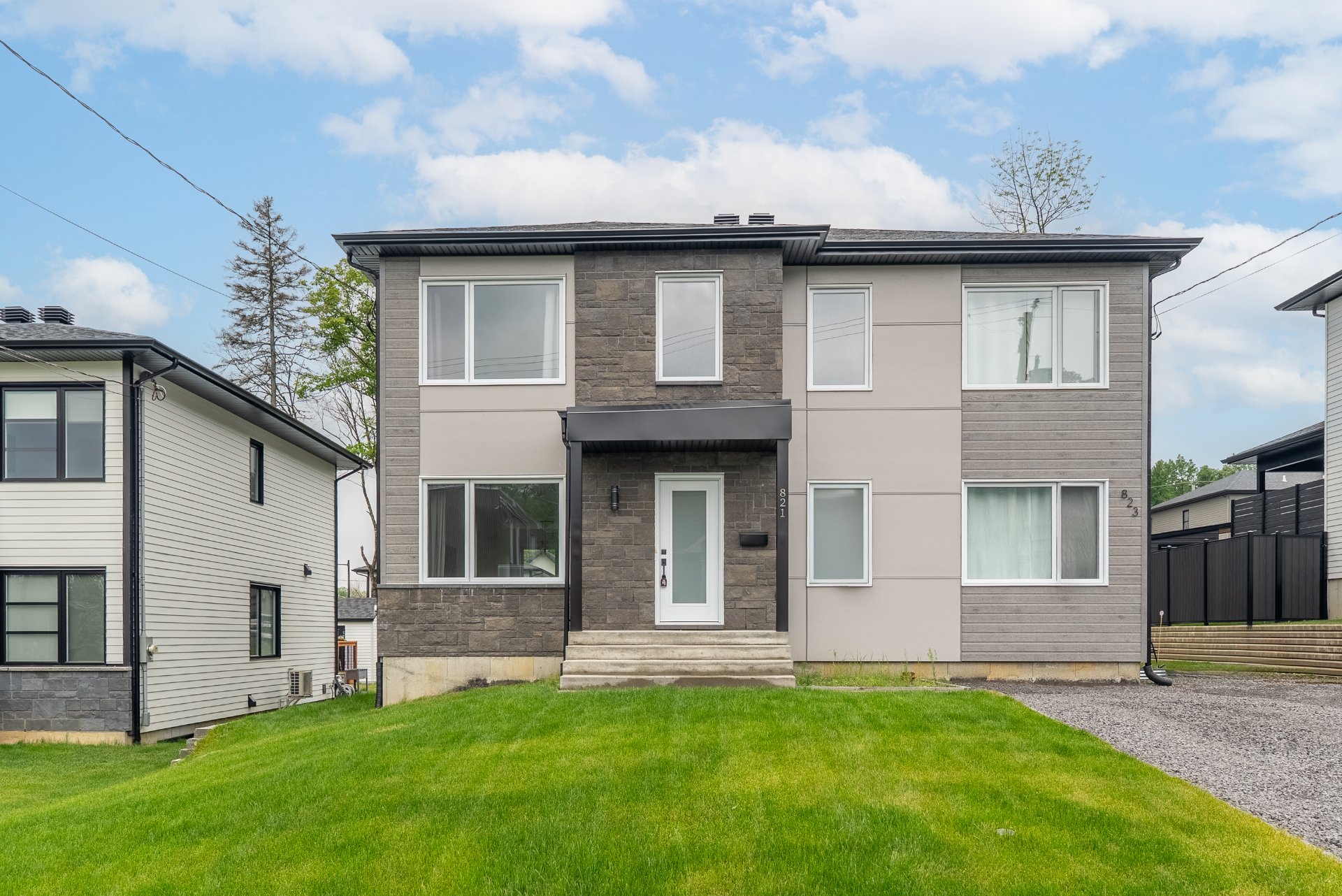  821 Rue Ulysse-Ste-Marie
