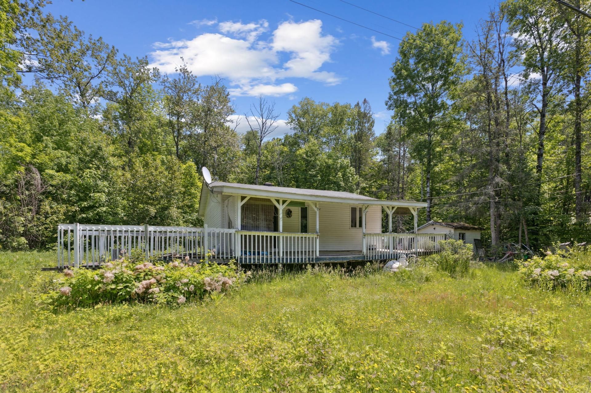 773 Ch. de Point Comfort