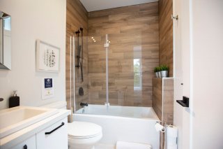 Ensuite bathroom