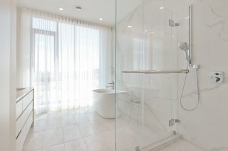 Salle de bains attenante à la CCP