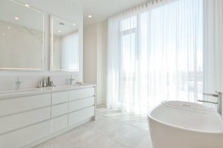 Salle de bains attenante à la CCP