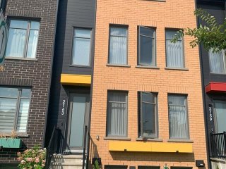 2163 Rue William-Longhurst