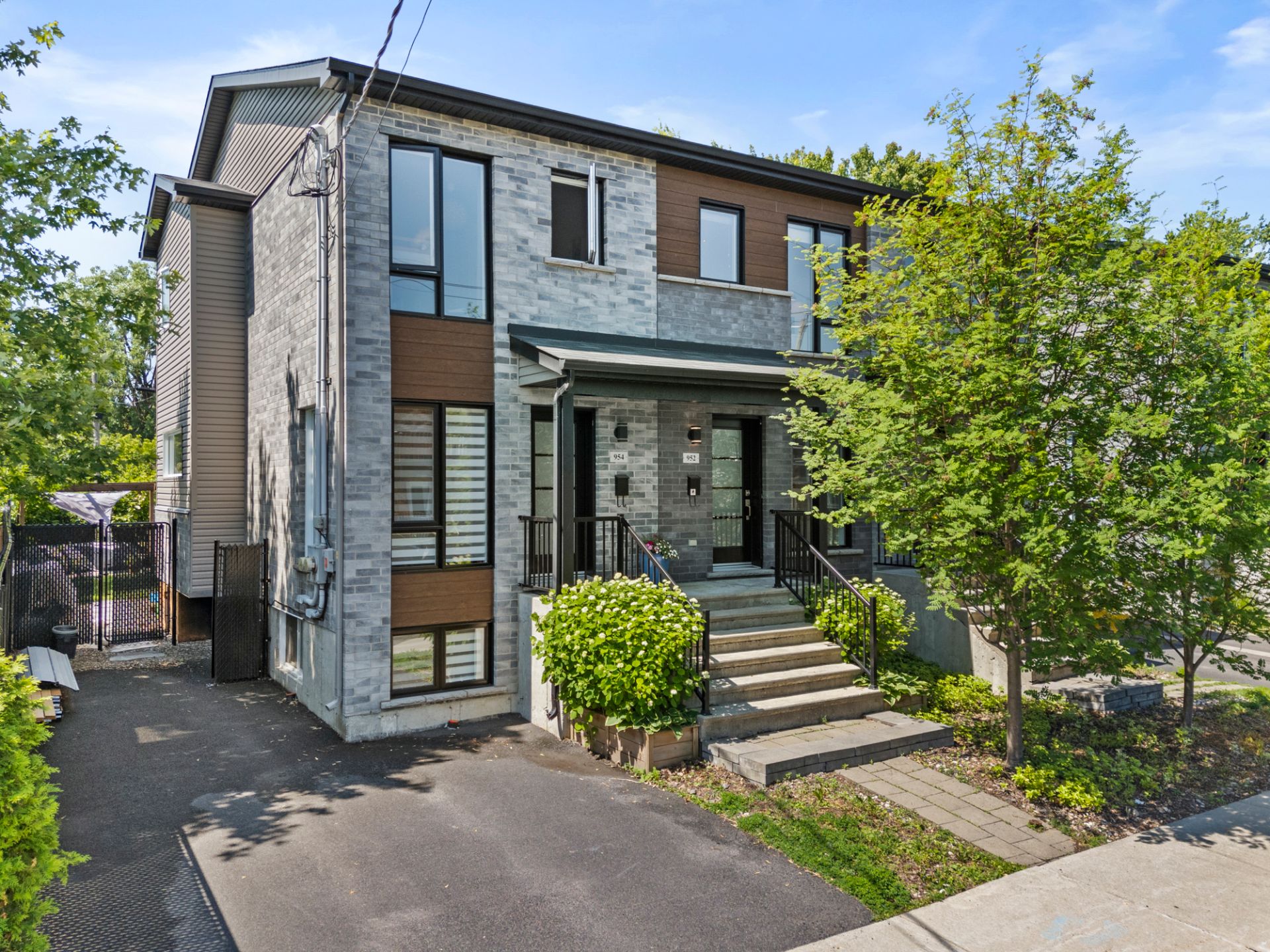  952 Rue Gardenville
