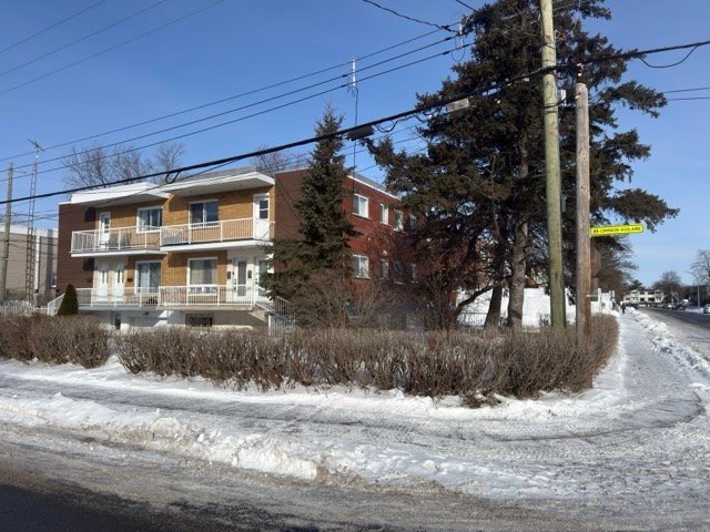 2053 - 2055 Rue Lavallée