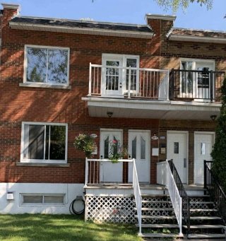 1075 Av. Brown