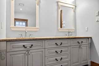 Salle de bains attenante à la CCP