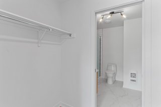 Walk-in closet