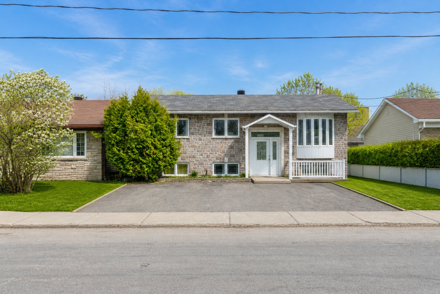 MLS # 16010644