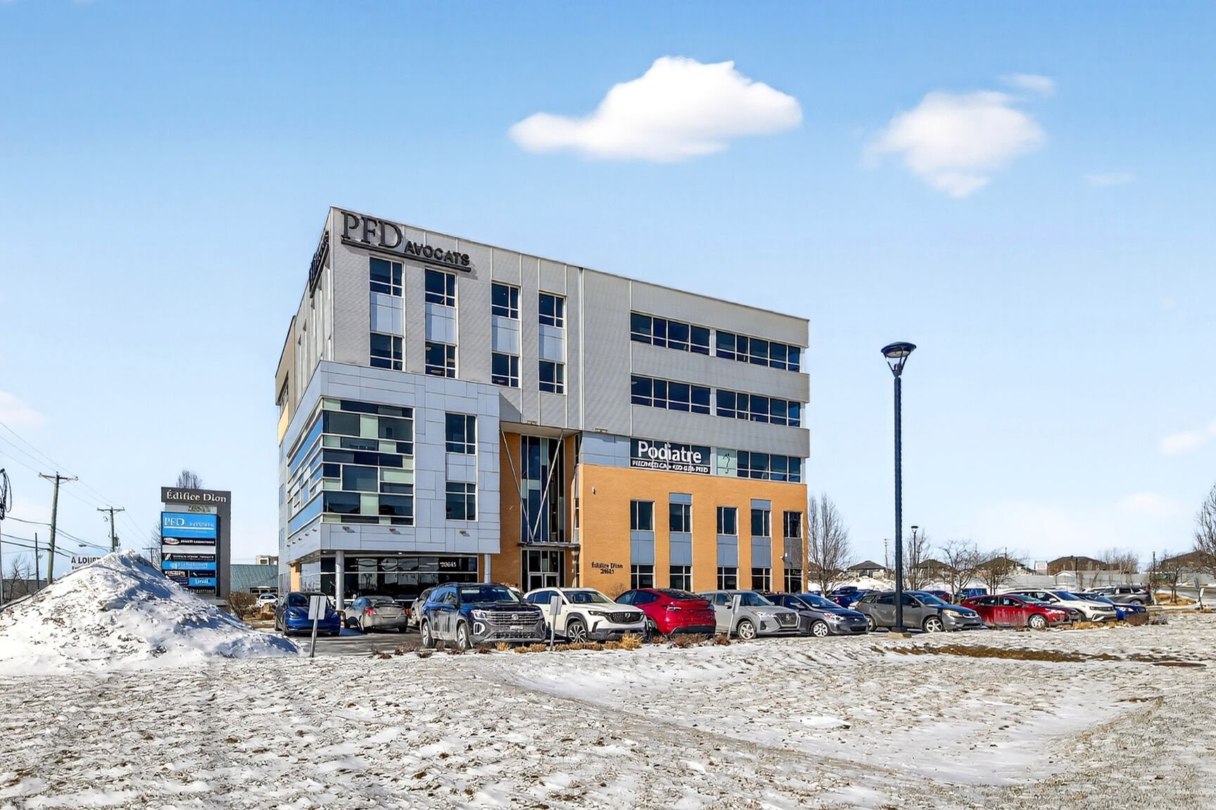 #304 - 20845 Ch. de la Côte N.